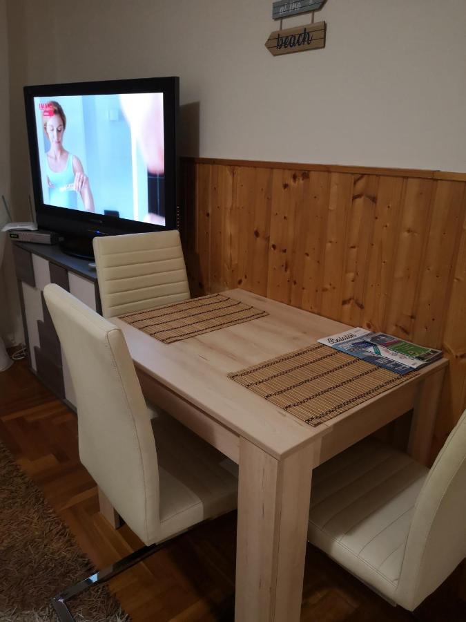 Dorka Apartman فونيارتْسفاشغ المظهر الخارجي الصورة